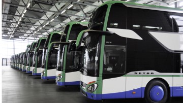 Setra-Busse für Geldhauser