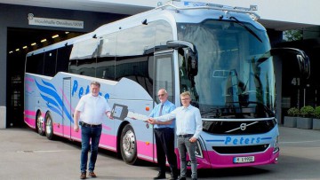 Reisebüro Peters GmbH_Volvo 9900