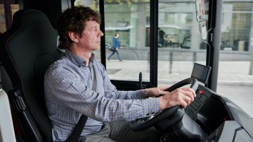 Scania_Fahrerplatz_bus