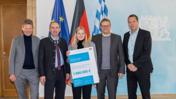Aiwanger_Foerderung_Eichberger_Reisen