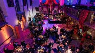 Feier von 40 Jahren Touren Service Schweda, Galaabend in der Kirche Saint-Guillaume