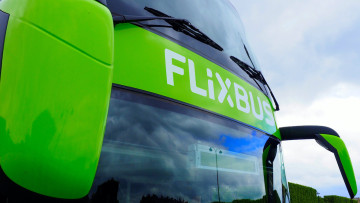 Fernbus_Flixbus_Frontparie_Spiegel