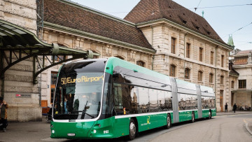 Hess-Doppel-Gelenkbus