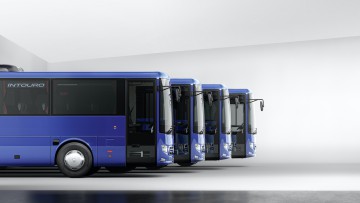Intouro_L_Ueberlandbus