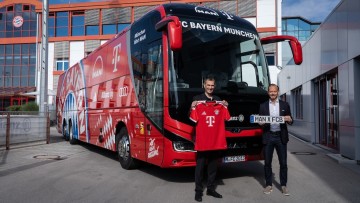 Mannschaftsbus_FC_Bayern_2026