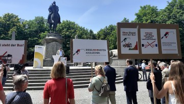 Kundgebung-WBO-Dieselpreis-Buskorso