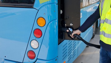 Tanken Bus