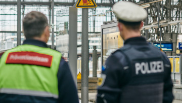 Sicherheit: Debatte über Verbot von Messern in Bussen und Bahnen