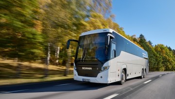 Reisebusse: Scania stellt neue Generation des Touring vor