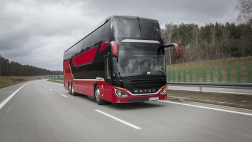 Setra_Doppelstockbus_S_531_DT