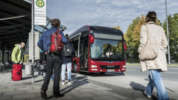 Studie: Neue Vertriebskanäle für Nahverkehrstickets