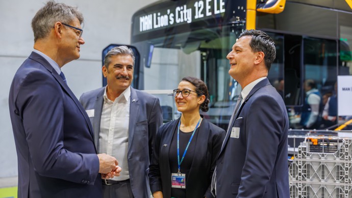 Bus2Bus_2026_Schnieder_Stand_MAN