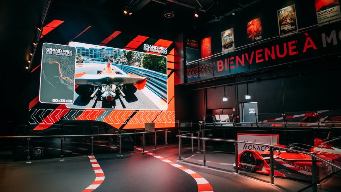 Europa-Park_Themenbereich_Monaco_Auto_Austellung