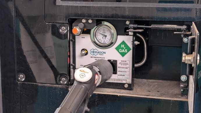 Wasserstoffbus_Tankstutzen_Rems-Murr-Kreis