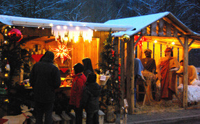 1. Enz-Weihnachtsmarkt im Kurpark Weihnachtsmarkt Enztal