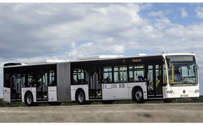 Warschau: Großauftrag über 80 Busse bei Mercedes-Benz Mercedes-Benz Conecto
