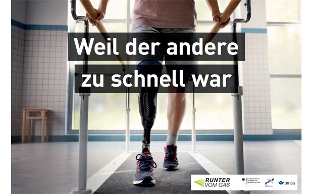 BMVI und DVR präsentieren neue Autobahnplakate