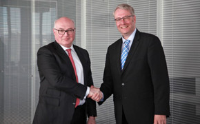 Faurecia-CEO Patrick Koller und ZF-CEO Dr. Stefan Sommer