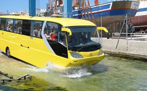 Der schwimmende Bus