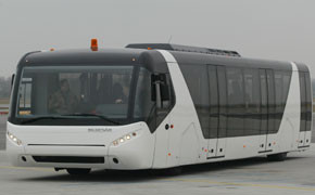 Pilsting baut Flughafenbusse