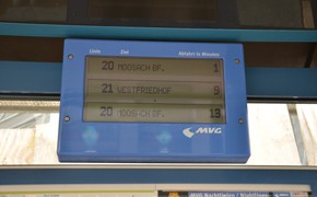 MVG installiert weitere 240 DIF-Anzeiger an Haltestellen