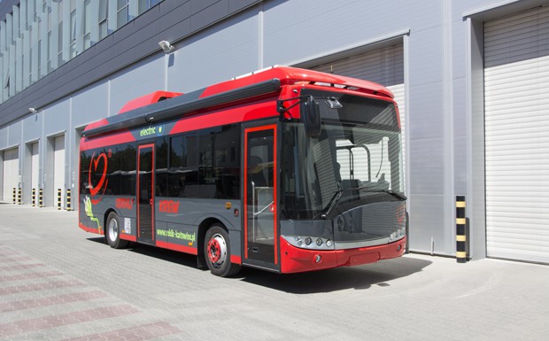 Solaris: Erstes elektrisches Blutspendemobil