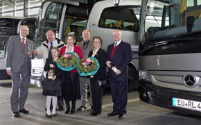 Erste Euro 6-Reisebusse fürs Rheinland Lacke GmbH