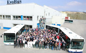 EvoBus feiert Jubiläum in Frankreich EvoBus Ligny