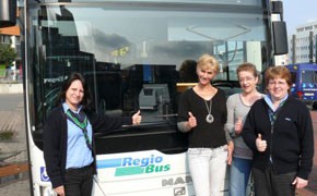 Projekt "Vorfahrt" bringt Frauen ans Buslenkrad Projekt "Vorfahrt" bringt Frauen ans Buslenkrad
