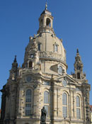 Schnellbus zwischen Dresden und Leipzig Frauenkirche Dresden