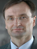 Josef Hasler steigt in Nürnberg auf