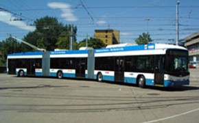 DVB AG testet Hybrid-Doppelgelenkbus