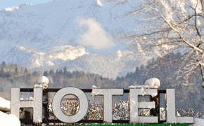 Schweiz löst Norwegen als teuerstes Reiseziel Europas ab Hotel