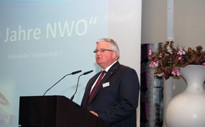 Hans-Gerd Oester-Barkey, NWO