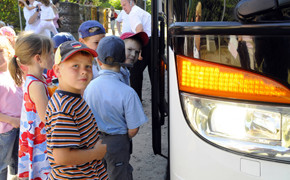 Frankreich: Fahrverbot für Kinderbusse Schulkinder