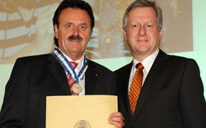 Roland Mack ist Ehrensenator