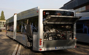 Hybridbus der Rheinbahn AG