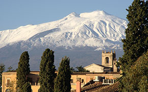 Service-Reisen: Flugreisen ins Trendziel Italien 