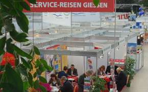Service-Reisen Giessen auf der BTB in Wien