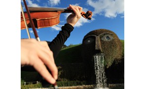 Swarovski Kristallwelten: Musik im Riesen