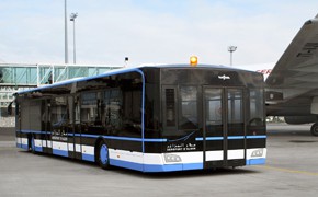 Van Hool Flughafenbus, größter Airport-Bus der Welt
