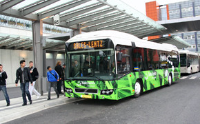 Volvo 7700 Hybrid von Sales-Lentz