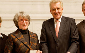Wirtschaftsmedaille für Dr. Gisela Volz