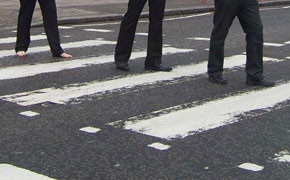 Zypern: Fußgänger-Rowdies müssen zahlen