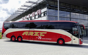 Setra Omnibusse zum Firmenjubiläum