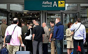 WBO hilft gestrandeten Fluggästen