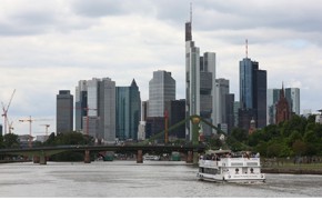 Neue Elektrobusse für Frankfurt