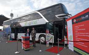 Luxus-Reisebus als rollender Konferenzraum Luxus-Reisebus als rollender Konferenzraum