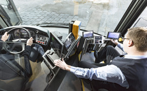 Fahrschulbus Solaris
