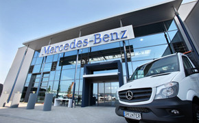 Mercedes-Benz eröffnet neues Nutzfahrzeug-Zentrum in Bremen